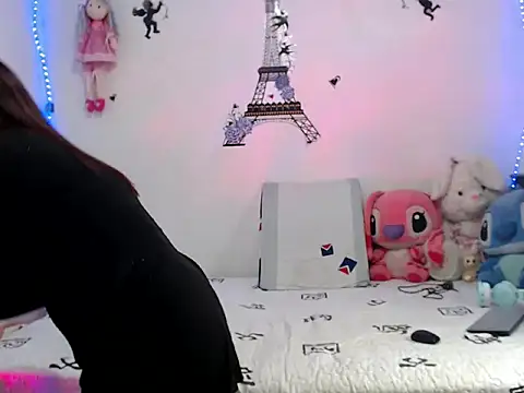 Snapshot of karol_loveet chatting on 01/16/26, 12:47 karol loveet online show from 01/16/26, 12:47