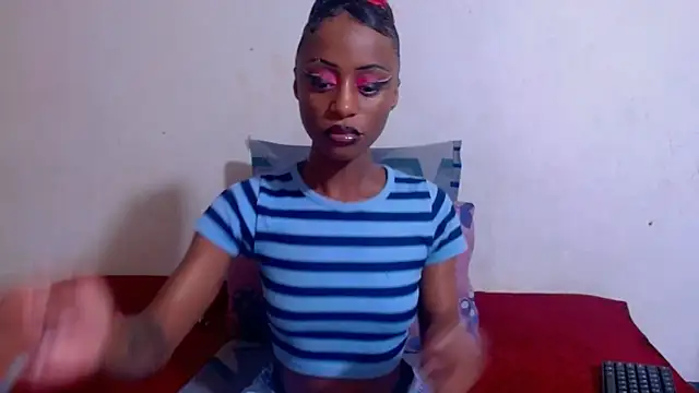 Snapshot of Nikistickyxx25 chatting on 04/06/26, 08:10 Nikistickyxx25 online show from 04/06/26, 08:10