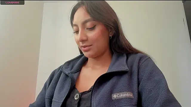 LilyGarcia online show from 05/13/26, 04:59