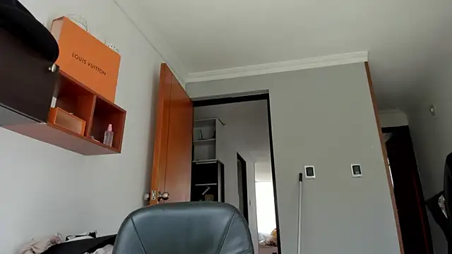 LilyGarcia online show from 07/06/26, 07:05