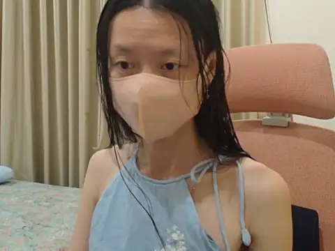 Snapshot of Lil-Cherries chatting on 03/06/26, 05:42 Lil-Cherries online show from 03/06/26, 05:42