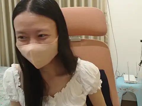 Snapshot of Lil-Cherries chatting on 03/10/26, 01:16 Lil-Cherries online show from 03/10/26, 01:16