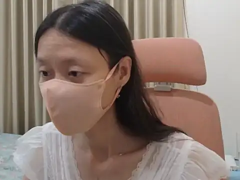 Snapshot of Lil-Cherries chatting on 03/11/26, 03:07 Lil-Cherries online show from 03/11/26, 03:07