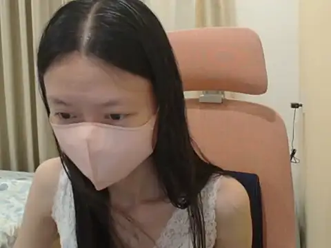 Snapshot of Lil-Cherries chatting on 03/17/26, 11:13 Lil-Cherries online show from 03/17/26, 11:13