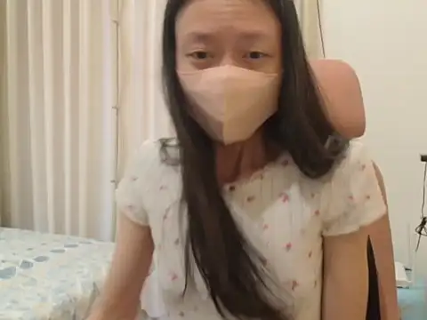 Snapshot of Lil-Cherries chatting on 03/21/26, 06:40 Lil-Cherries online show from 03/21/26, 06:40