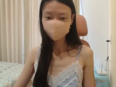 Snapshot of Lil-Cherries chatting on 04/01/26, 01:39 Lil-Cherries online show from 04/01/26, 01:39