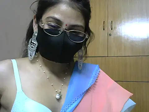Snapshot of Fairy_Pie chatting on 05/21/26, 06:37 Fairy Pie online show from 05/21/26, 06:37