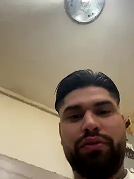 Snapshot of alexandermoris chatting on 11/06/25, 07:04 alexandermoris online show from 11/06/25, 07:04