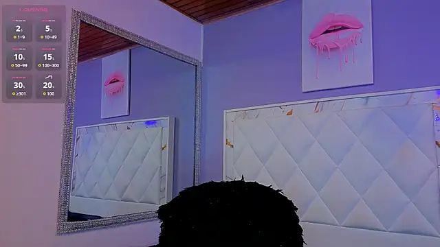 Snapshot of Un_Sluttyy chatting on 06/19/26, 11:36 Un Sluttyy online show from 06/19/26, 11:36