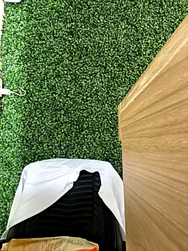 Sara  Secret online show from 11/25/25, 07:58