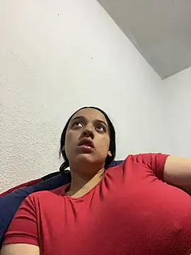 Snapshot of CelesteJones1 chatting on 05/14/26, 06:47 CelesteJones1 online show from 05/14/26, 06:47