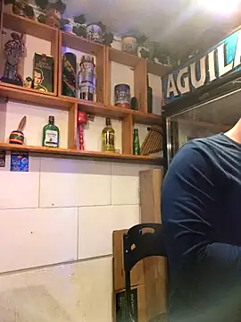 Snapshot of themorenofit08 chatting on 04/21/26, 12:34 themorenofit08 online show from 04/21/26, 12:34