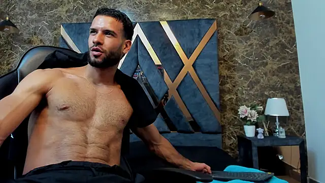 Snapshot of Jacob_Benelli chatting on 03/24/26, 11:21 Jacob Benelli online show from 03/24/26, 11:21