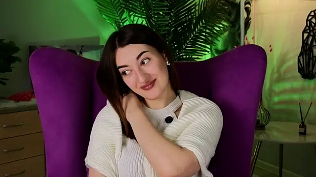 Snapshot of DelsieKorwin chatting on 11/07/25, 08:58 DelsieKorwin online show from 11/07/25, 08:58