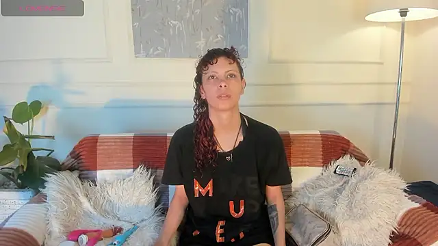 AliceMadnes online show from 01/17/26, 02:44