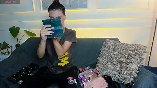 AliceMadnes online show from 03/13/26, 12:45