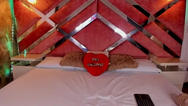 Lily Queen30 online show from 12/14/25, 08:02