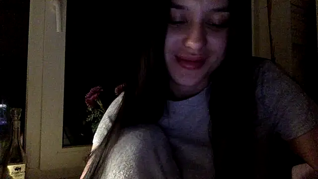 Snapshot of StarSecret chatting on 11/08/25, 10:19 StarSecret online show from 11/08/25, 10:19