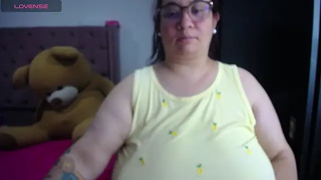 Snapshot of kattybbwbigboobs_ chatting on 06/29/26, 06:08 kattybbwbigboobs online show from 06/29/26, 06:08