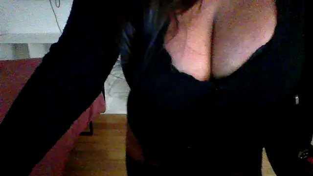 cleo094 online show from 11/24/25, 12:54