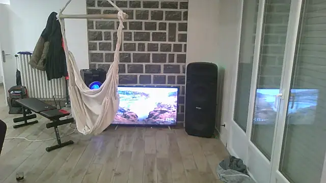 samia42 online show from 12/15/25, 10:25