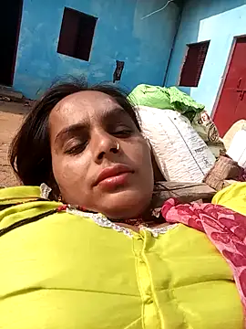 CUTE V SEXY online show from 11/10/25, 04:33