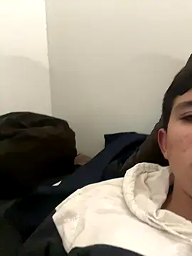 Snapshot of JoseCho18 chatting on 12/22/25, 05:04 JoseCho18 online show from 12/22/25, 05:04