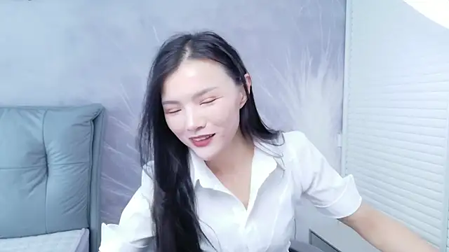 shishi xiao online show from 11/30/25, 03:10