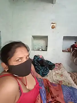 Snapshot of Janhvi_bhabhi_ji chatting on 02/15/26, 10:47 Janhvi bhabhi ji online show from 02/15/26, 10:47