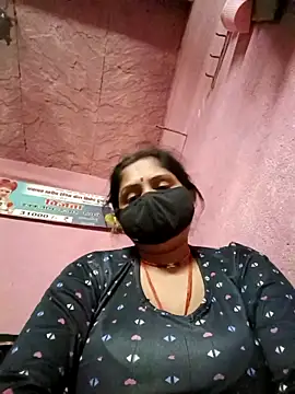 Snapshot of Janhvi_bhabhi_ji chatting on 04/09/26, 04:34 Janhvi bhabhi ji online show from 04/09/26, 04:34