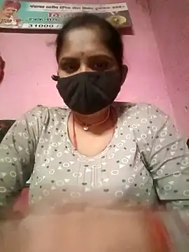 Snapshot of Janhvi_bhabhi_ji chatting on 04/12/26, 03:17 Janhvi bhabhi ji online show from 04/12/26, 03:17