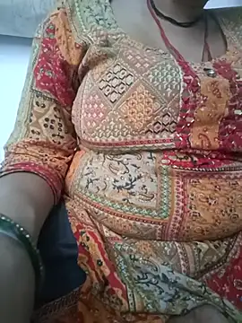 Snapshot of Janhvi_bhabhi_ji chatting on 07/10/26, 10:18 Janhvi bhabhi ji online show from 07/10/26, 10:18