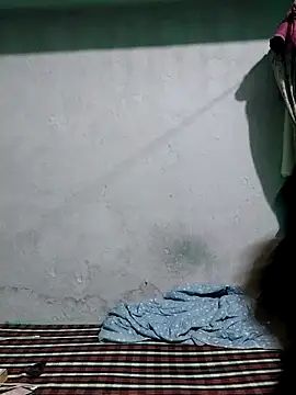 Snapshot of Piya_Bakshi chatting on 03/12/26, 06:47 Piya Bakshi online show from 03/12/26, 06:47