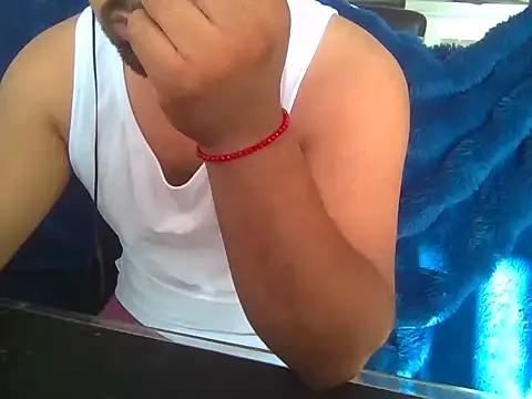 Snapshot of brabuconequisde chatting on 11/10/25, 11:31 brabuconequisde online show from 11/10/25, 11:31