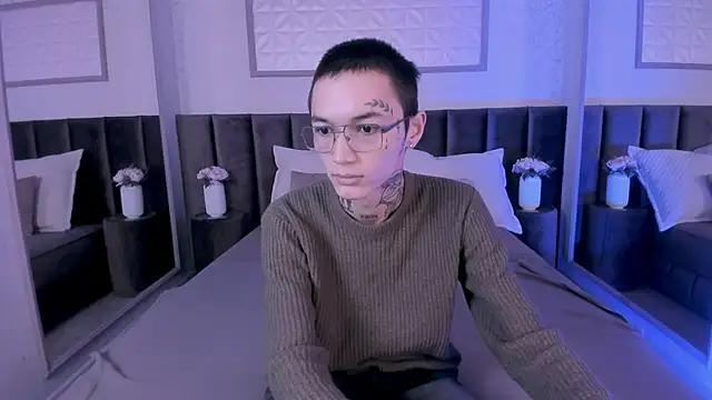 Ionarne online show from 11/08/25, 12:16