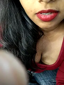 Sexy Divya   online show from 02/10/26, 10:08