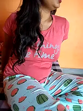 Sexy Divya   online show from 04/14/26, 05:46