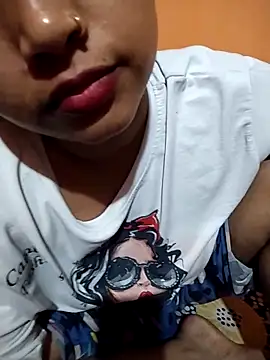 Snapshot of Sexy_Divya__ chatting on 04/23/26, 06:10 Sexy Divya online show from 04/23/26, 06:10