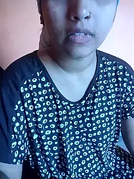 Snapshot of Sexy_Divya__ chatting on 05/18/26, 05:35 Sexy Divya online show from 05/18/26, 05:35