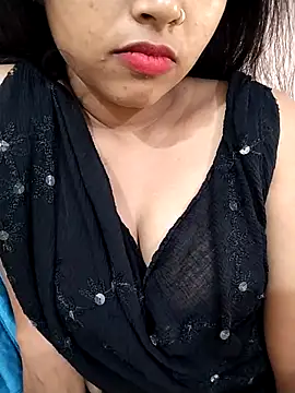 Snapshot of Sexy_Divya__ chatting on 05/28/26, 01:08 Sexy Divya online show from 05/28/26, 01:08