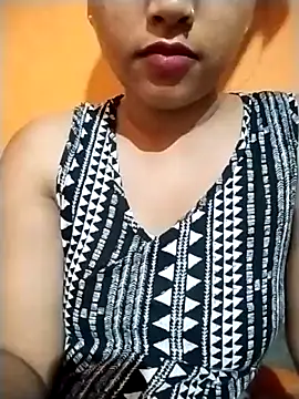 Snapshot of Sexy_Divya__ chatting on 06/10/26, 05:45 Sexy Divya online show from 06/10/26, 05:45