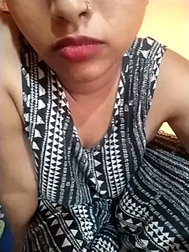Snapshot of Sexy_Divya__ chatting on 06/28/26, 04:02 Sexy Divya online show from 06/28/26, 04:02