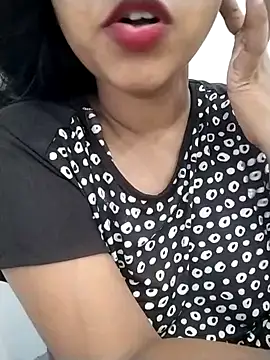 Snapshot of Sexy_Divya__ chatting on 07/23/26, 08:01 Sexy Divya online show from 07/23/26, 08:01