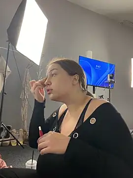 Snapshot of KilianaNoir chatting on 04/20/26, 06:49 KilianaNoir online show from 04/20/26, 06:49