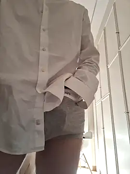 Snapshot of CuteDaddy92 chatting on 04/15/26, 12:34 CuteDaddy92 online show from 04/15/26, 12:34