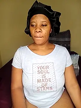 Snapshot of Emmylove-xr25 chatting on 03/23/26, 06:39 Emmylove-xr25 online show from 03/23/26, 06:39