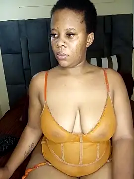 Emmylove-xr25 online show from 05/03/26, 11:49