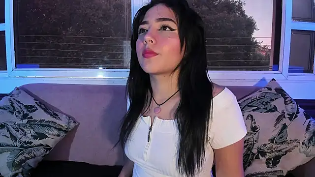 YaraShine online show from 12/14/25, 11:48