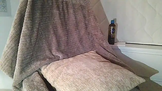 Snapshot of JAY20C16 chatting on 02/18/26, 12:34 JAY20C16 online show from 02/18/26, 12:34