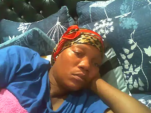 Snapshot of DustyLucy02 chatting on 03/16/26, 08:40 DustyLucy02 online show from 03/16/26, 08:40